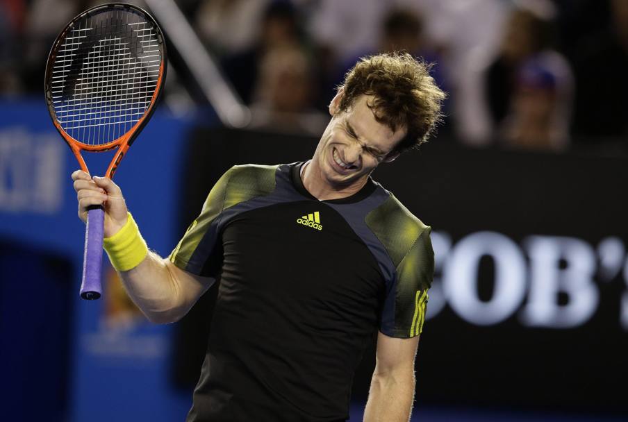 27 febbraio 2013: un gesto di stizza di Andy Murray durante la finale degli Australian Open persa contro Novak Djokovic (Epa)